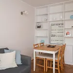 Apartment Krucza Centre By Bookinghost *
