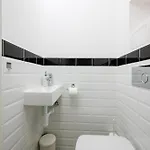 Krucza Centre By Bookinghost * Warszawa